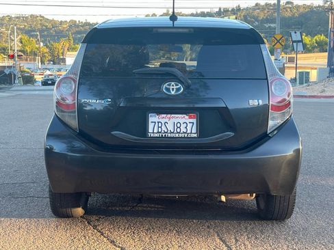 Used 2013 Toyota Prius C Four image 7