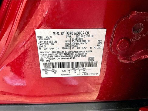 Used 2021 Ford Explorer XLT w/ Equipment Group 202A RWD image 27