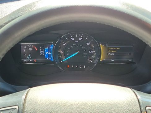 Used 2018 Ford Explorer XLT w/ Equipment Group 202A image 25