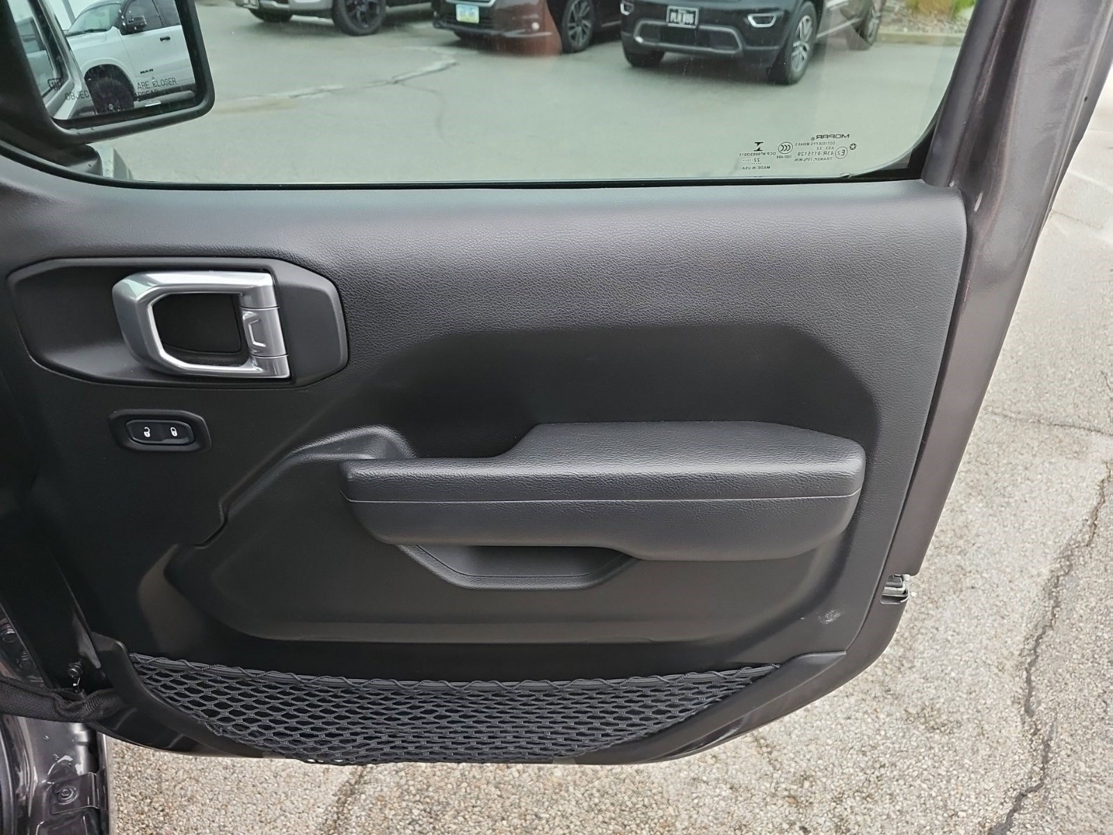 Used 2022 Jeep Wrangler Unlimited Sport AWD/4WD image 15