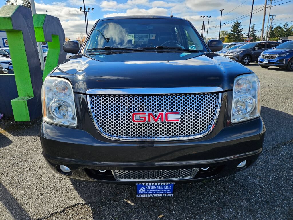 Used 2013 GMC Yukon Denali AWD/4WD image 7