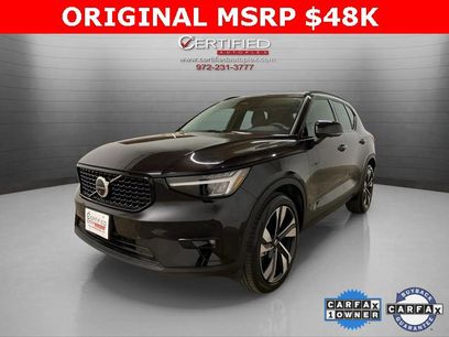 Used 2025 Volvo XC40 B5 Plus