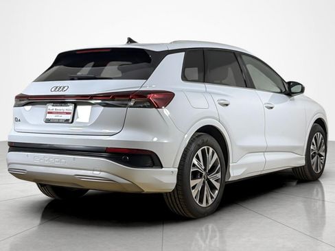 Used 2023 Audi Q4 e-tron Premium Plus w/ Premium Plus RWD image 5