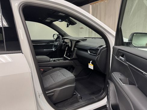 New 2026 GMC Acadia Elevation w/ LPO, Floor Liner Package image 18