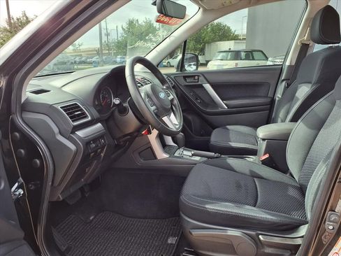 Used 2017 Subaru Forester 2.5i w/ Alloy Wheel Package image 10