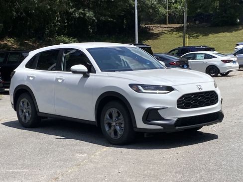 New 2026 Honda HR-V LX image 5