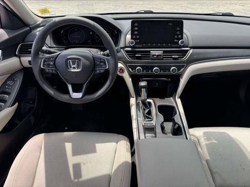 Used 2019 Honda Accord LX image 11