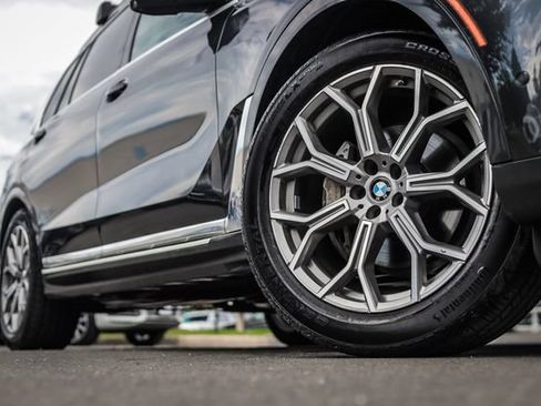 Used 2020 BMW X7 xDrive40i w/ Cold Weather Package AWD/4WD image 16