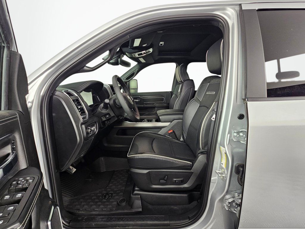 New 2026 RAM 3500 Laramie w/ Night Edition AWD/4WD image 19