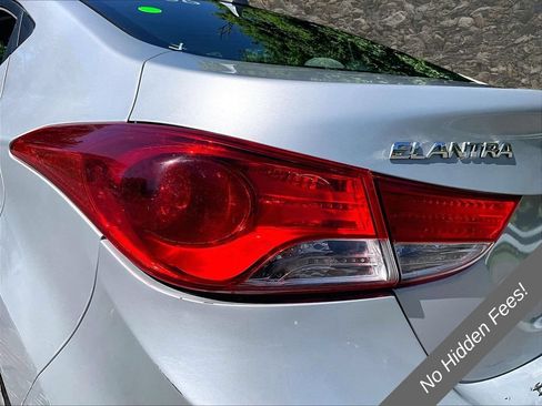 Used 2013 Hyundai Elantra GLS FWD image 26