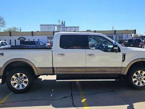 Used 2020 Ford F250 Lariat w/ Lariat Ultimate Package image 5