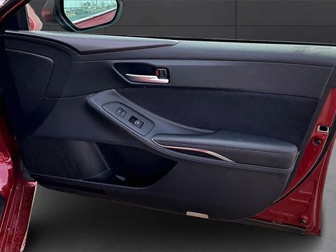 Used 2019 Toyota Avalon Touring w/ Advanced Safety Package image 17