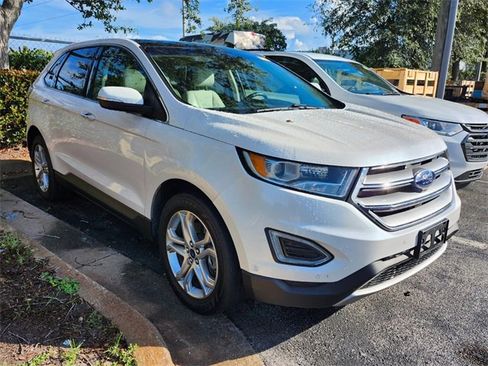 Used 2017 Ford Edge Titanium w/ Equipment Group 302A image 3