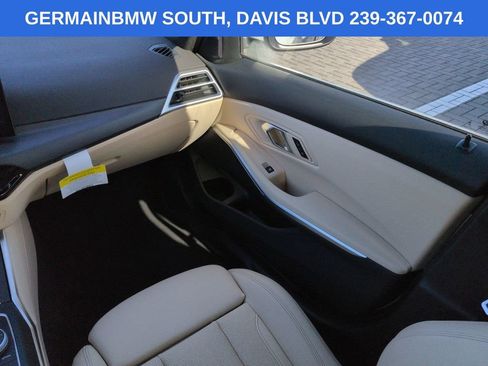 Used 2025 BMW 330i Sedan w/ Premium Package RWD image 19