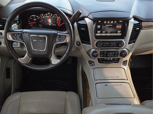 Used 2015 GMC Yukon Denali w/ Touring Package image 12