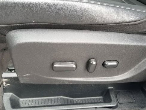 Used 2018 Ford Escape SEL w/ Ford Safe & Smart Package FWD image 14