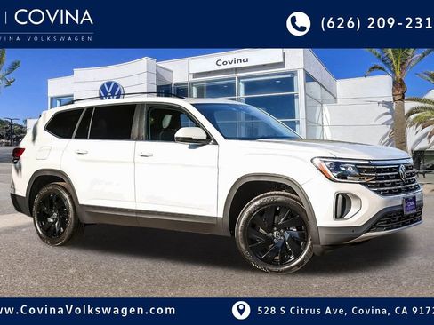 New 2026 Volkswagen Atlas SE image 1