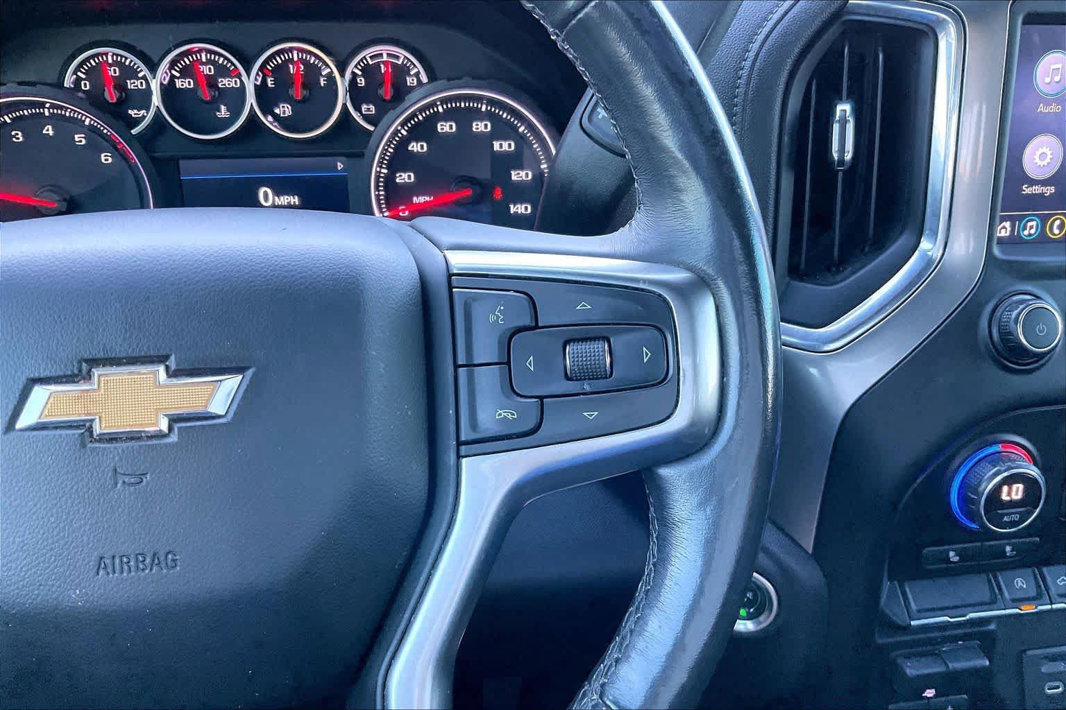 Used 2021 Chevrolet Silverado 1500 LT w/ Convenience Package II AWD/4WD image 24