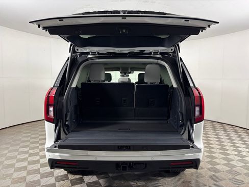 New 2026 Ford Expedition Active image 31