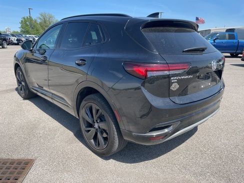 Used 2023 Buick Envision Essence w/ Sport Touring Package AWD/4WD image 3