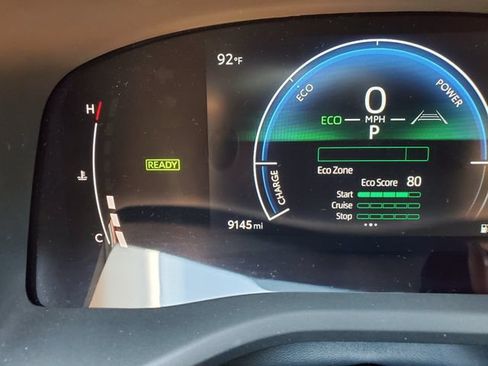 Used 2025 Toyota Camry LE w/ Convenience Package FWD image 23