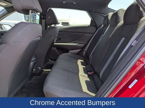 Used 2025 Hyundai Elantra Sport FWD image 15