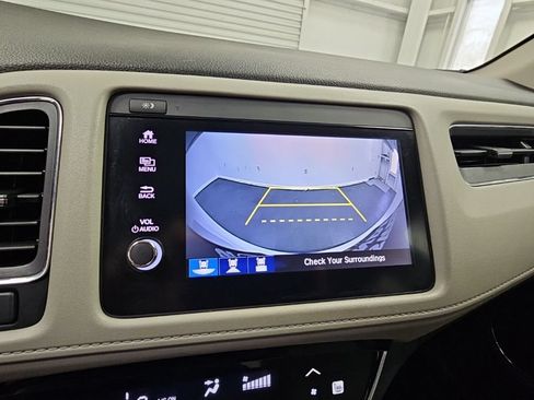 Used 2019 Honda HR-V EX image 17