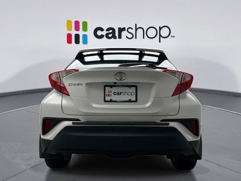 Used 2021 Toyota C-HR LE image 4
