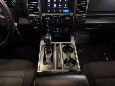 Used 2018 Ford F150 XLT w/ Equipment Group 302A Luxury AWD/4WD image 19
