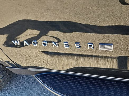 Used 2022 Jeep Wagoneer Series III image 14