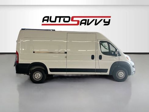 Used 2025 RAM ProMaster 2500 FWD image 8