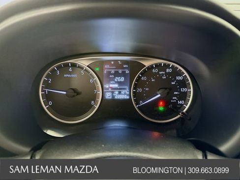 Used 2022 Nissan Kicks S image 12