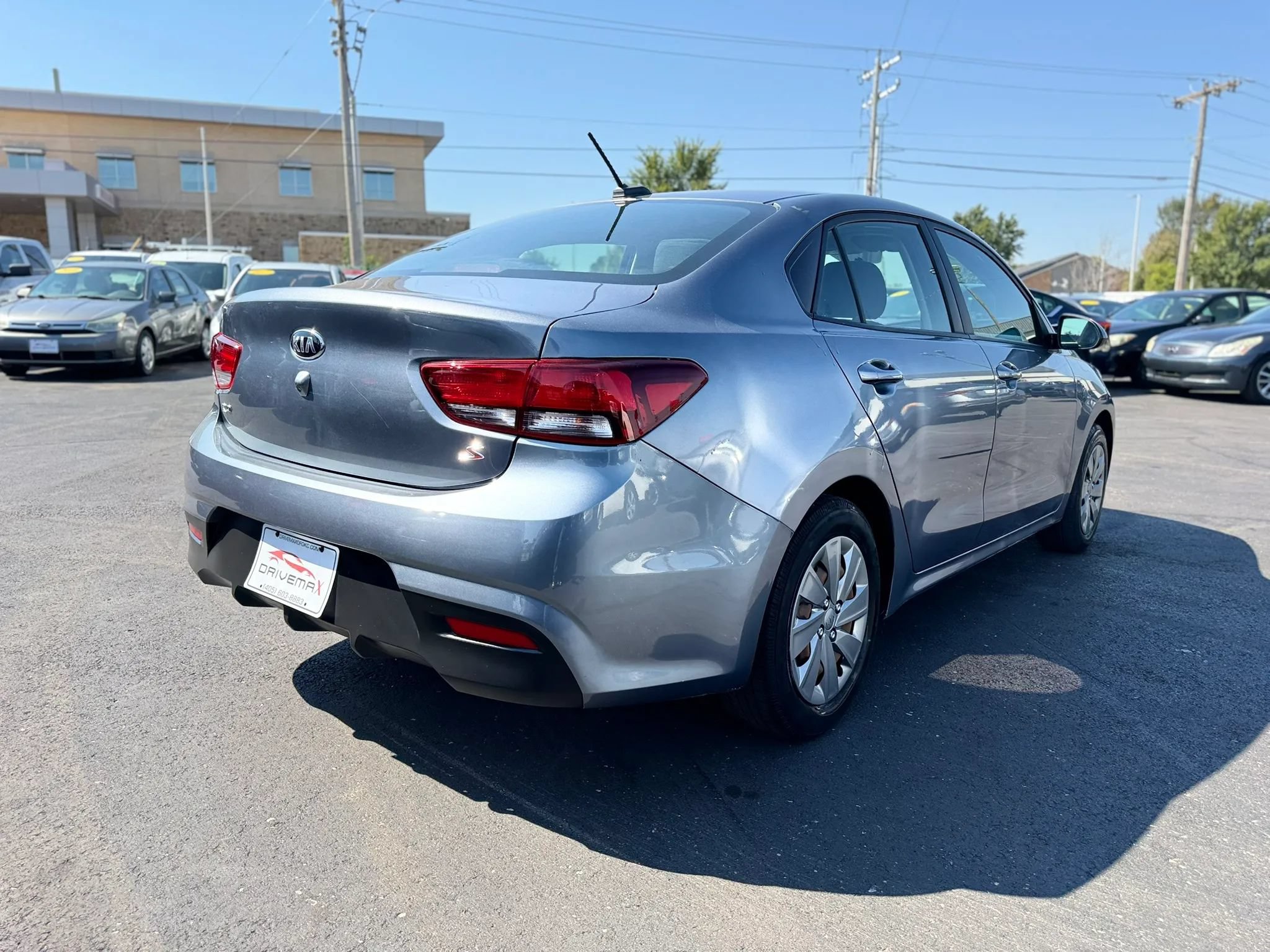 Used 2020 Kia Rio S FWD image 2
