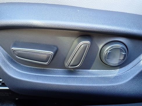 New 2026 Toyota Camry SE image 16