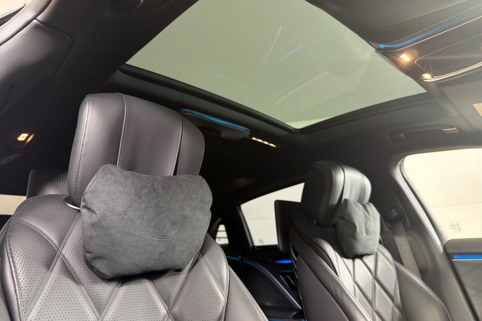 Used 2024 Mercedes-Benz Maybach S 580 4MATIC image 15