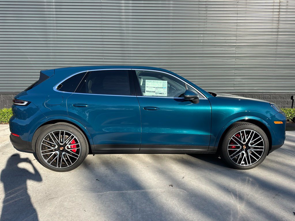 Certified 2026 Porsche Cayenne S AWD/4WD image 10