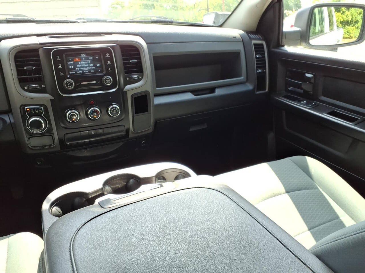 Used 2019 RAM 1500 Express w/ Express Value Package RWD image 15