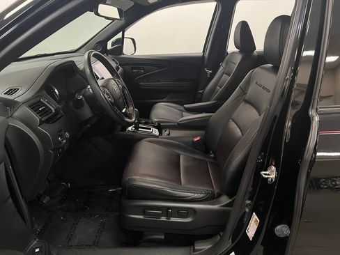 Used 2017 Honda Ridgeline Black Edition image 11