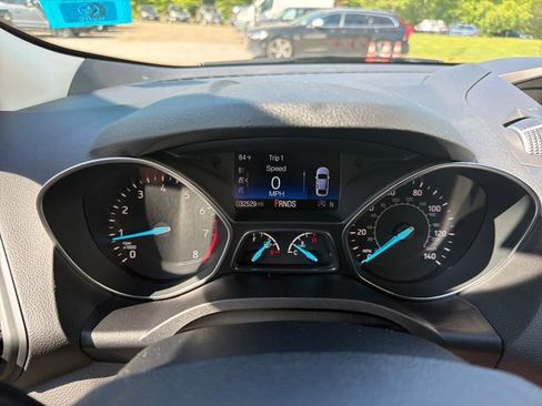 Used 2017 Ford Escape SE AWD/4WD image 17