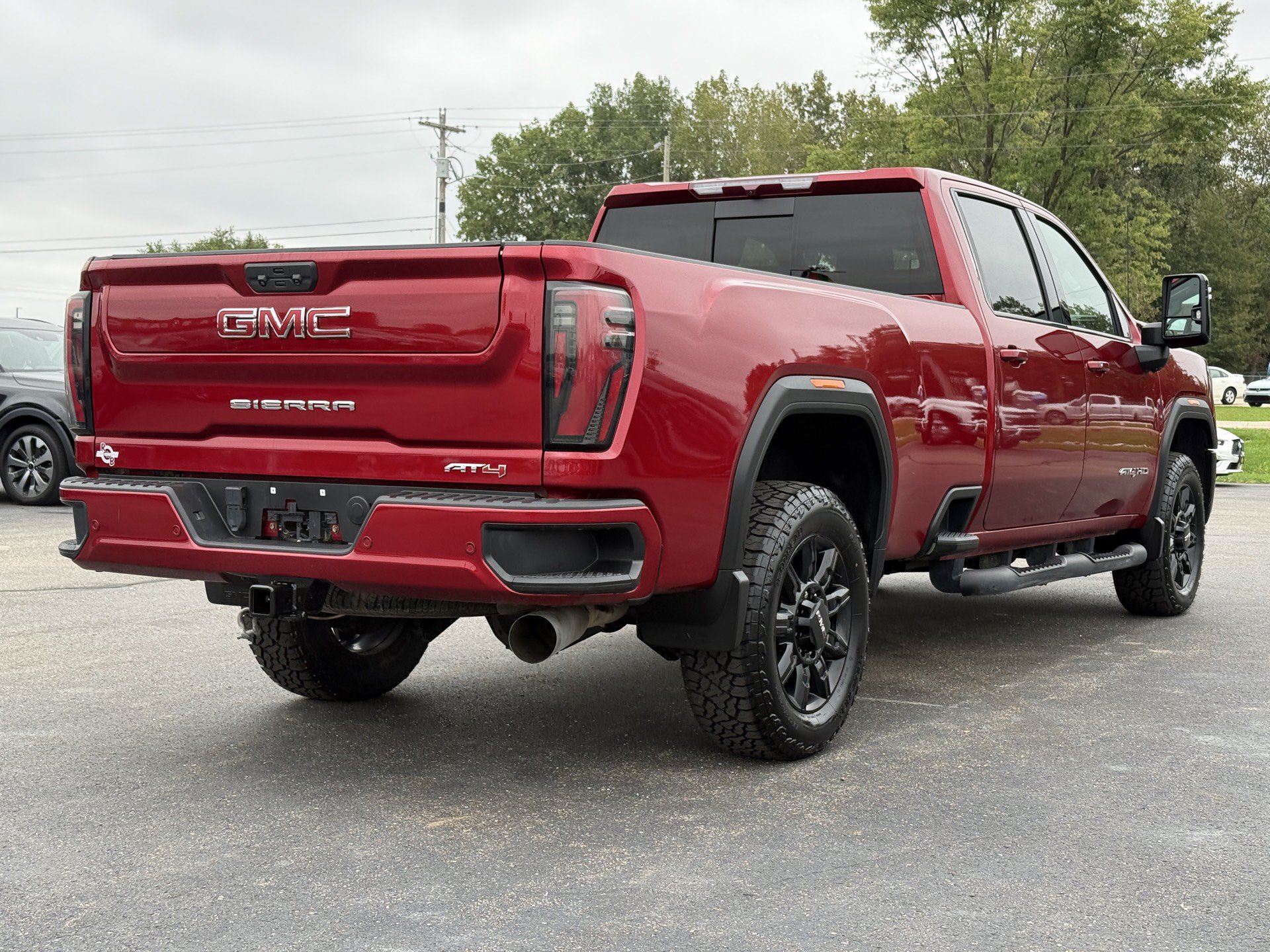 Used 2024 GMC Sierra 2500 AT4 w/ AT4 Preferred Package AWD/4WD image 7