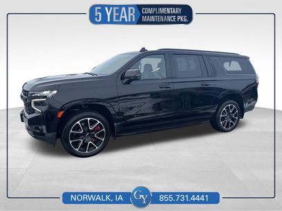 Used 2024 Chevrolet Suburban RST