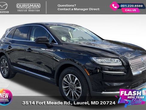 Used 2022 Lincoln Nautilus FWD w/ Premium Package image 3