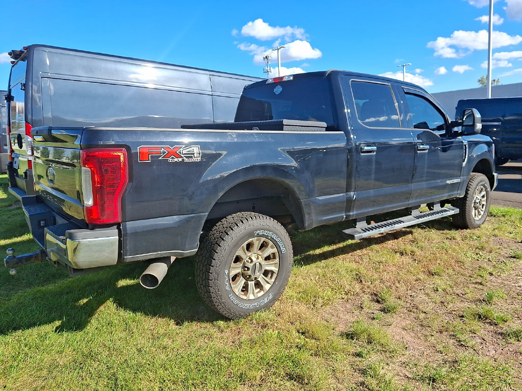 Used 2018 Ford F250 XLT w/ XLT Premium Package AWD/4WD image 5