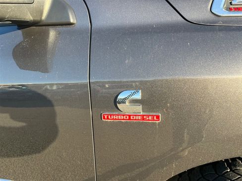 Used 2019 RAM 2500 Big Horn image 7