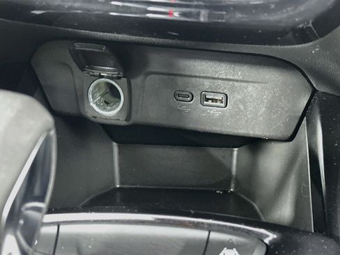 Used 2026 Chevrolet Trax LT FWD image 25