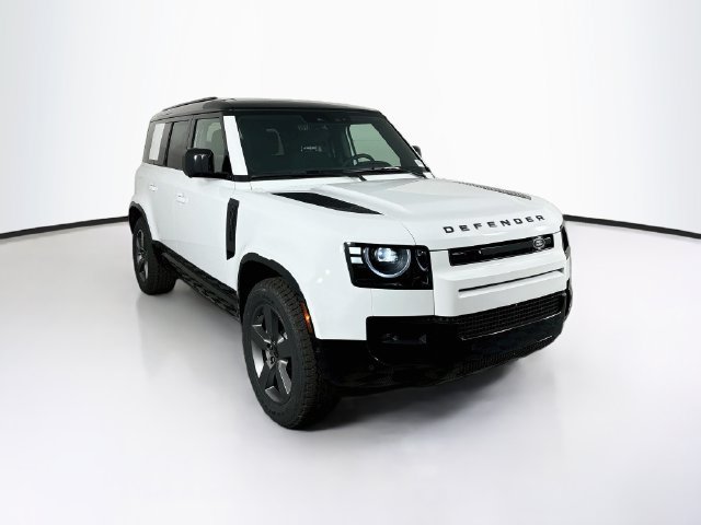 New 2026 Land Rover Defender 110 X-Dynamic SE AWD/4WD image 3