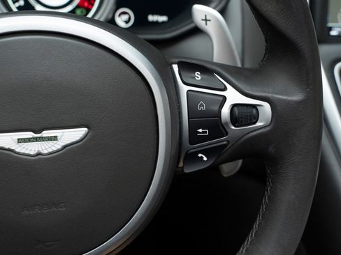 Used 2020 Aston Martin DB11 Volante RWD image 23