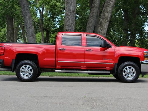 Used 2015 Chevrolet Silverado 2500 LTZ w/ Duramax Plus Package AWD/4WD image 8