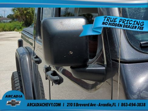 Used 2022 Jeep Gladiator Rubicon w/ Cold Weather Group AWD/4WD image 11