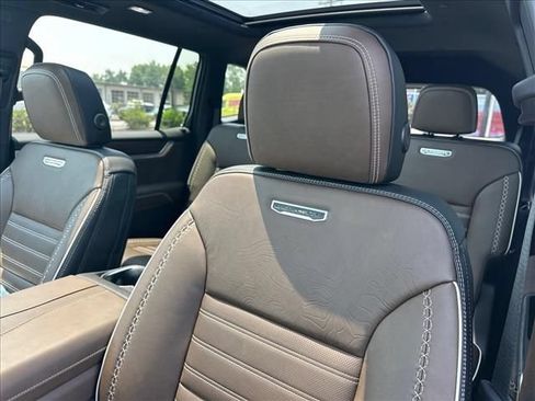 New 2026 GMC Acadia Denali Ultimate FWD image 29